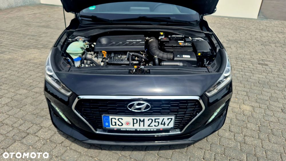Hyundai i30 1.4 T-GDI DCT Premium - 10
