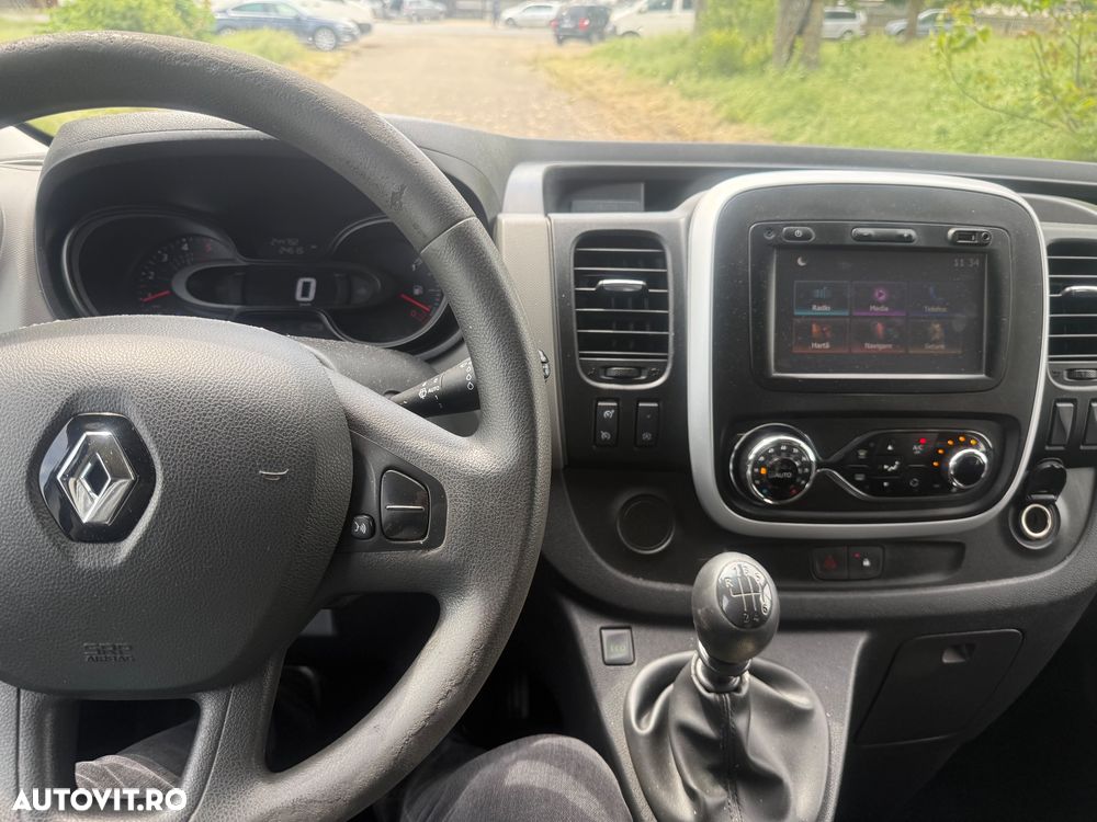 Renault Trafic - 8