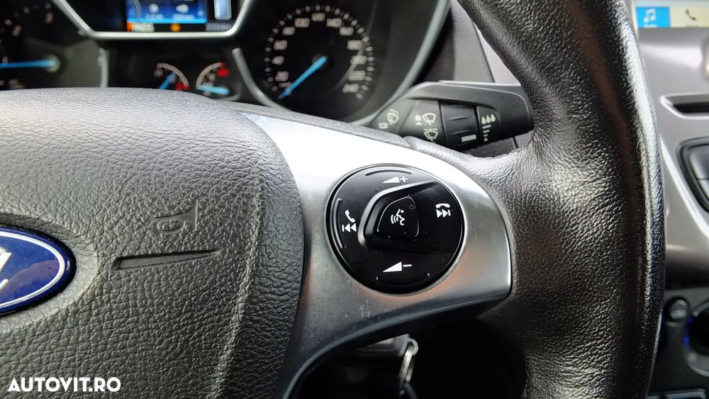 Ford Transit Conect - 13