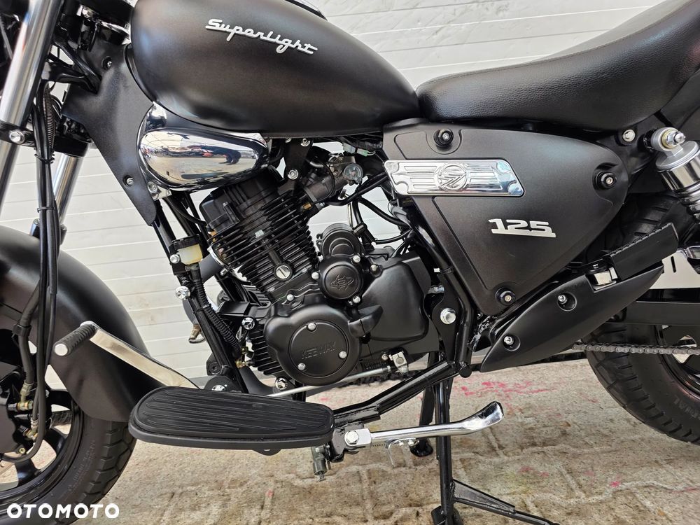 Keeway Superlight - 18