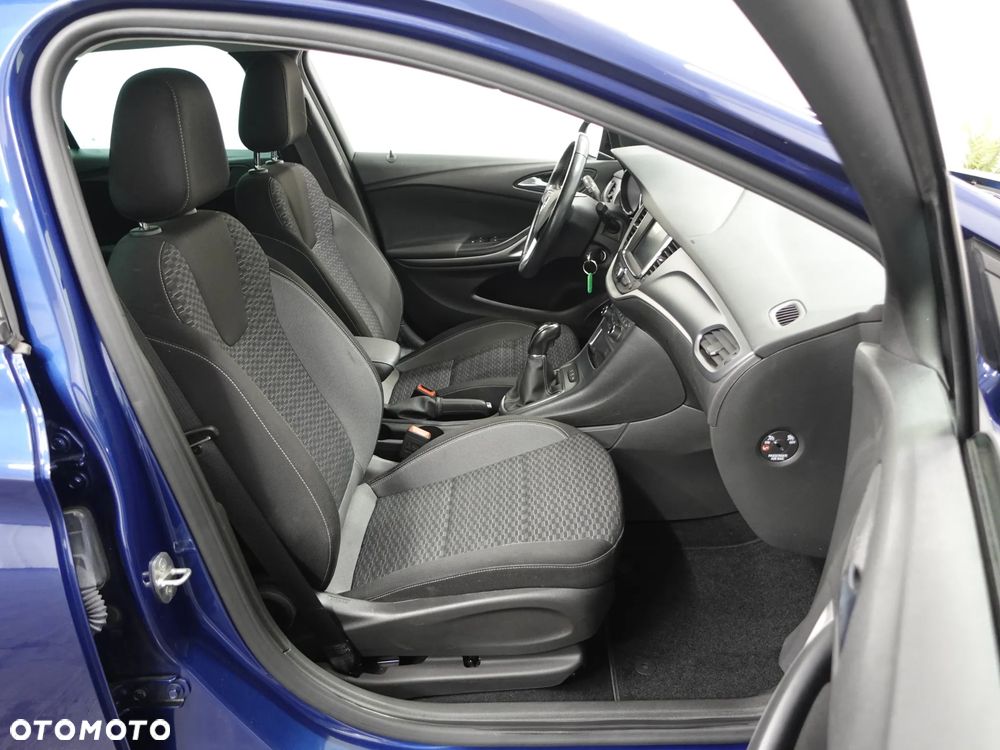 Opel Astra 1.2 Turbo Edition - 24