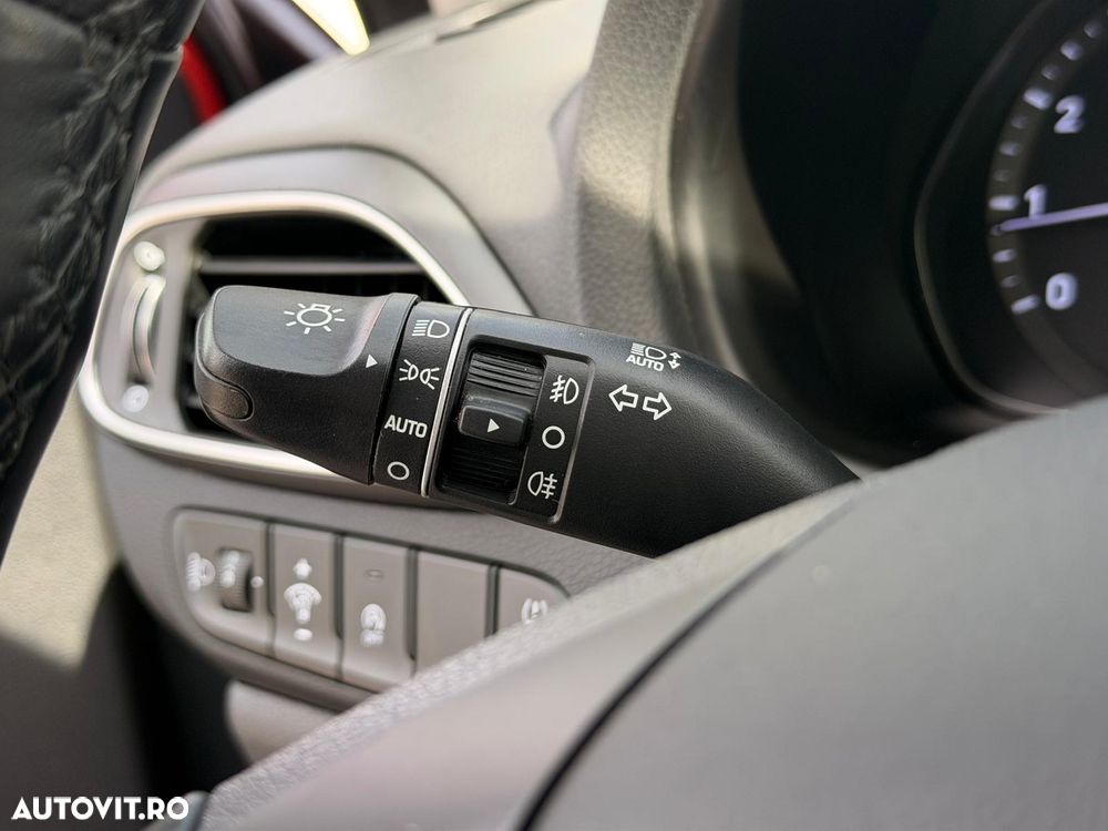 Hyundai i30 1.5 110CP 5DR M/T Comfort - 25