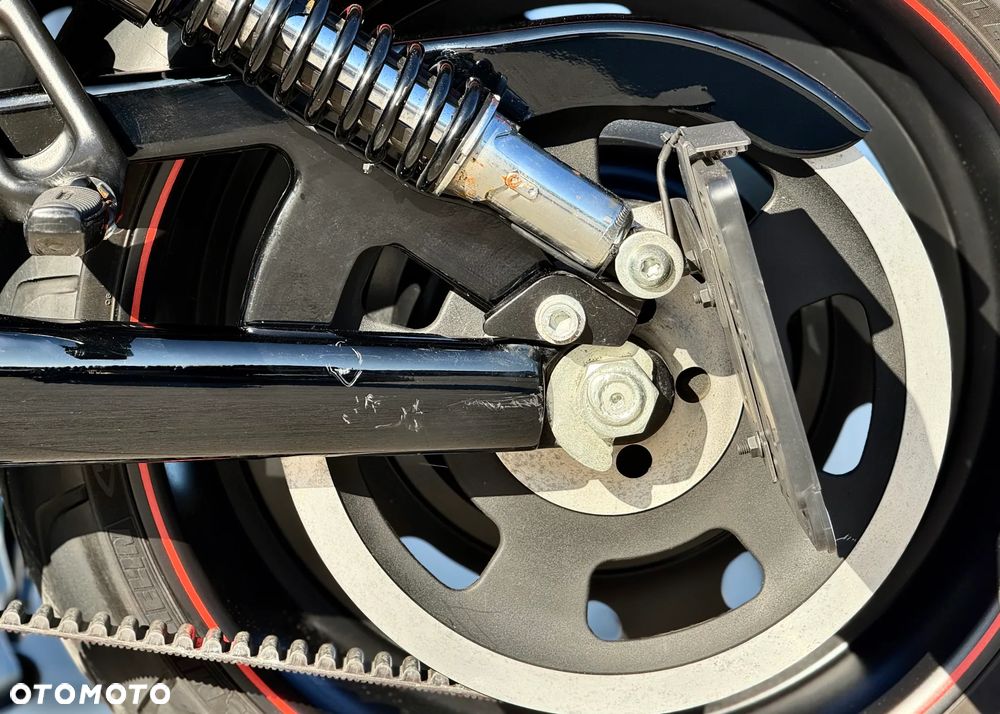 Harley-Davidson V-Rod Night Rod - 32