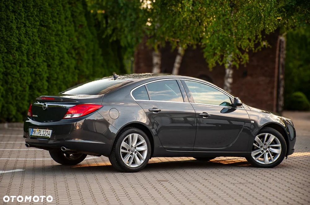 Opel Insignia - 12