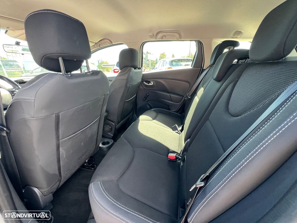 Renault Clio 1.5 dCi # - 11