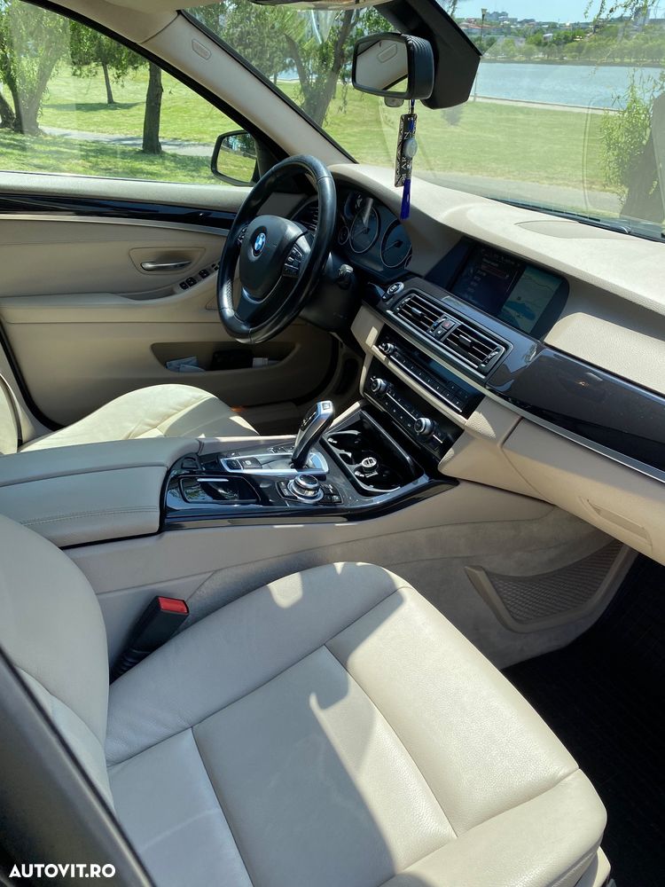 BMW Seria 5 520d Aut. Luxury Line - 3