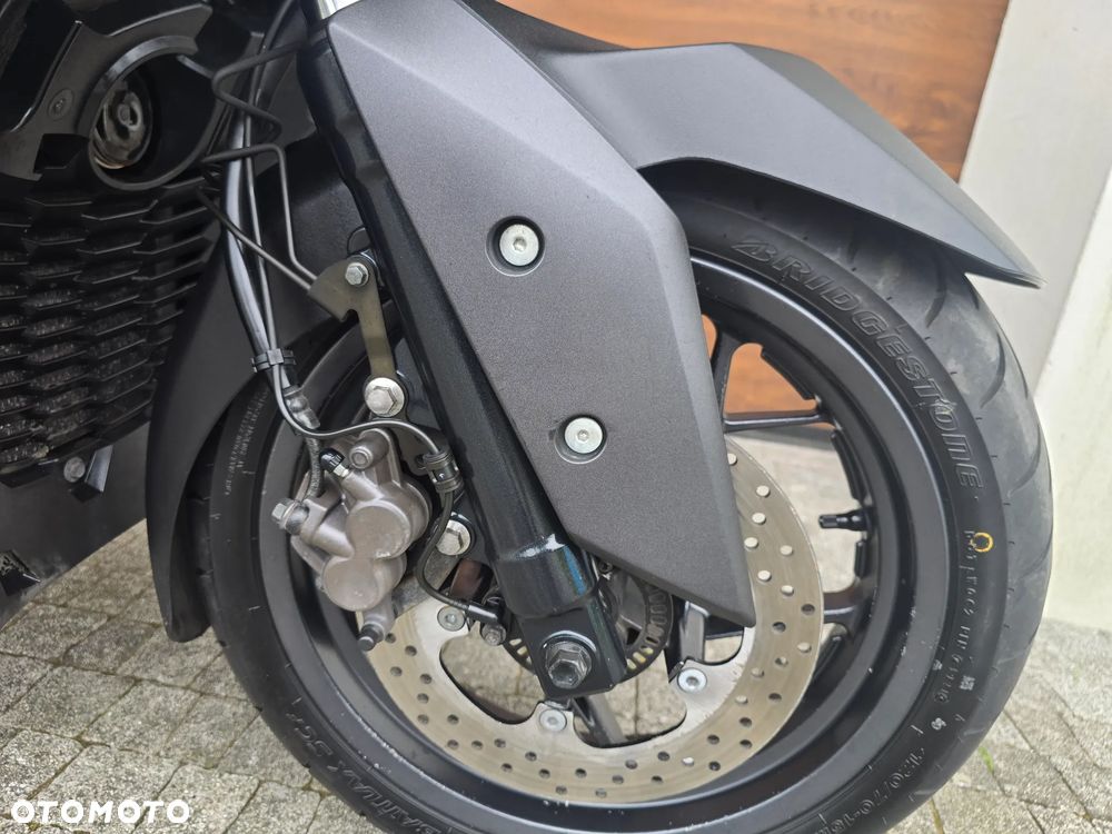 Yamaha X-max - 31