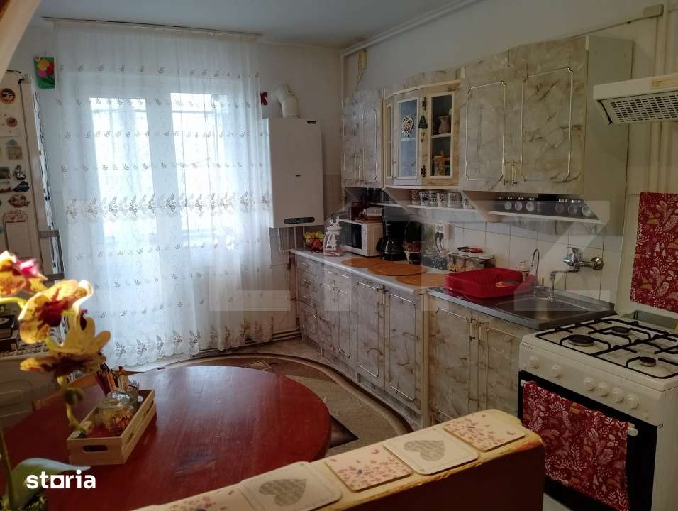 Apartament cu 3 camere, 67 mp, zona Sighisoara — fotografia 1