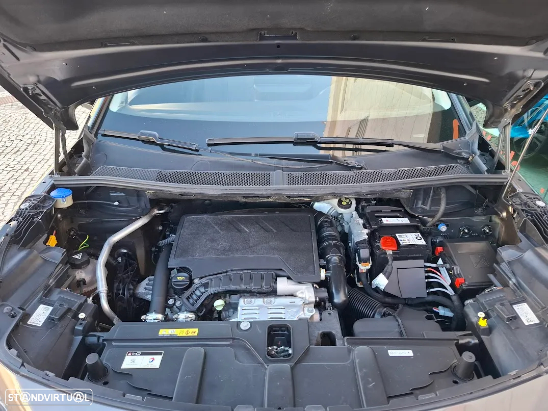 Peugeot 3008 PureTech 130 Stop & Start GPF Allure - 57