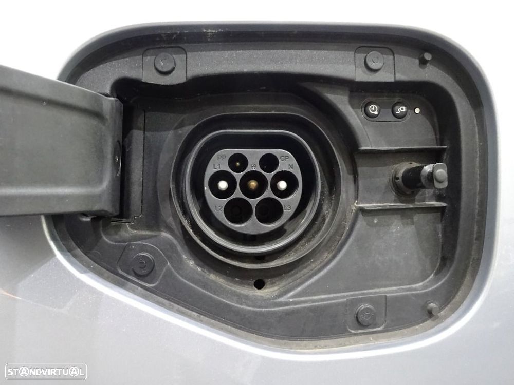 Audi Q3 45 TFSIe S tronic - 38