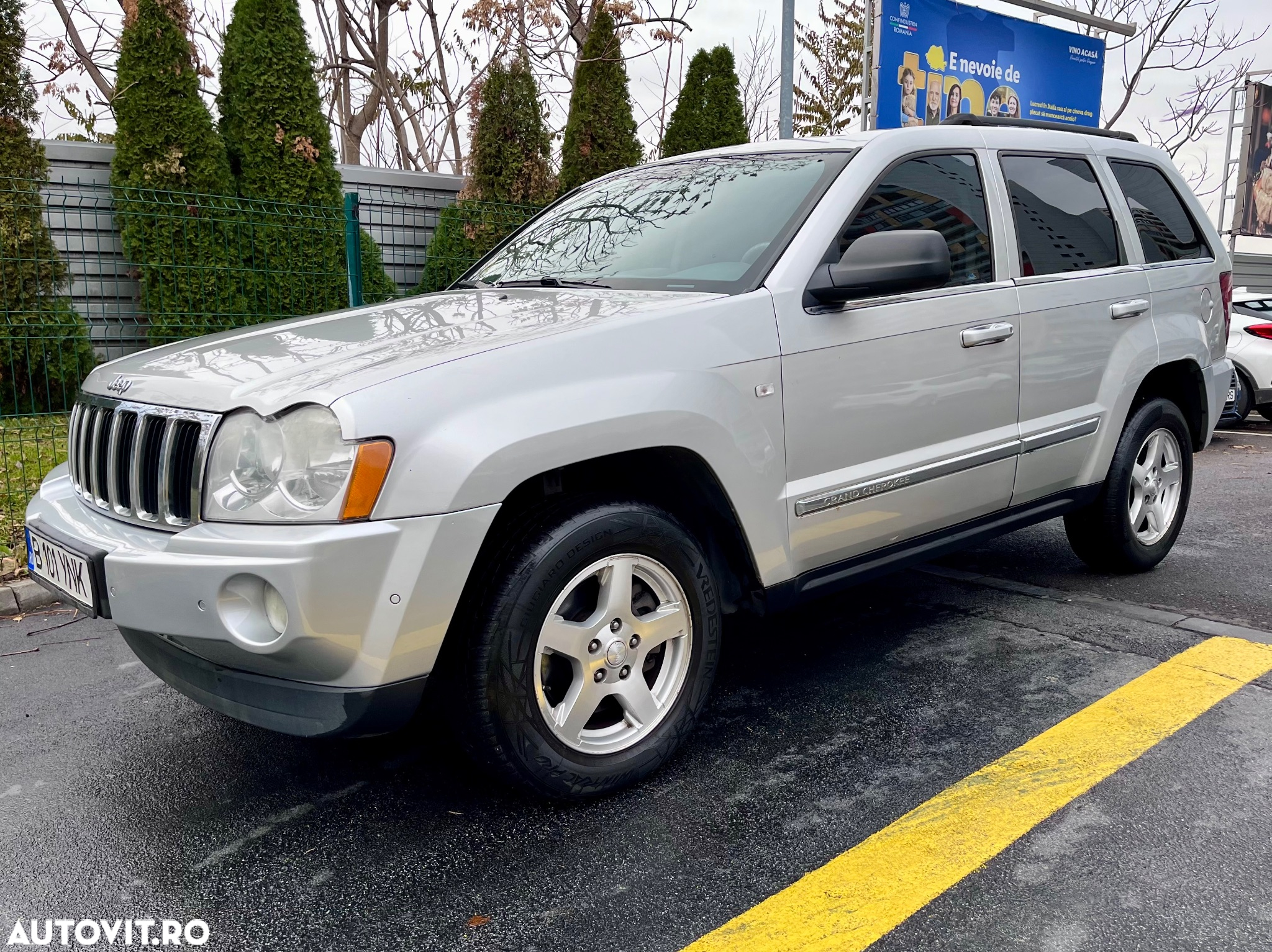 Jeep Grand Cherokee - 8