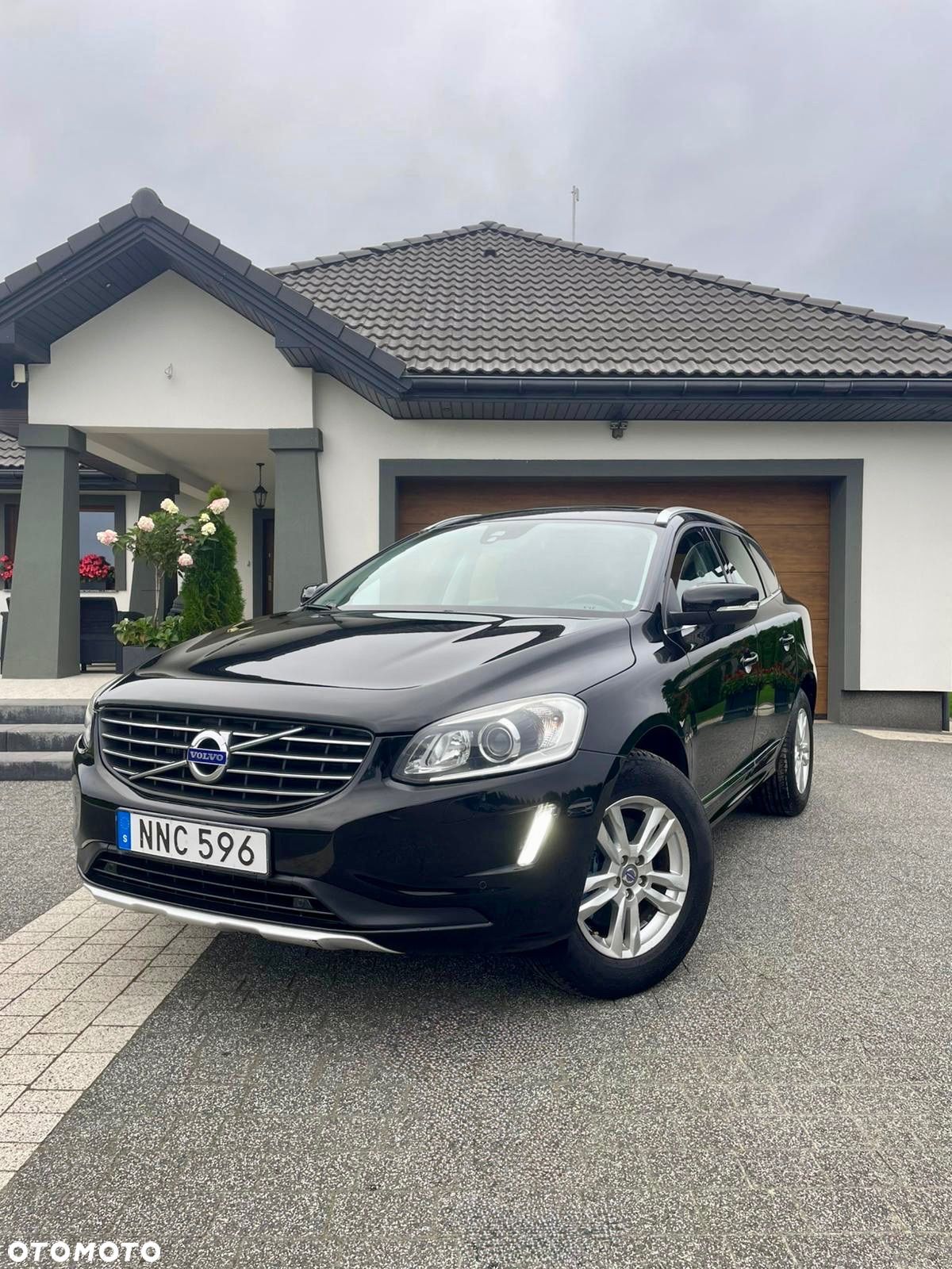 Volvo XC 60 D4 Drive-E Summum - 1