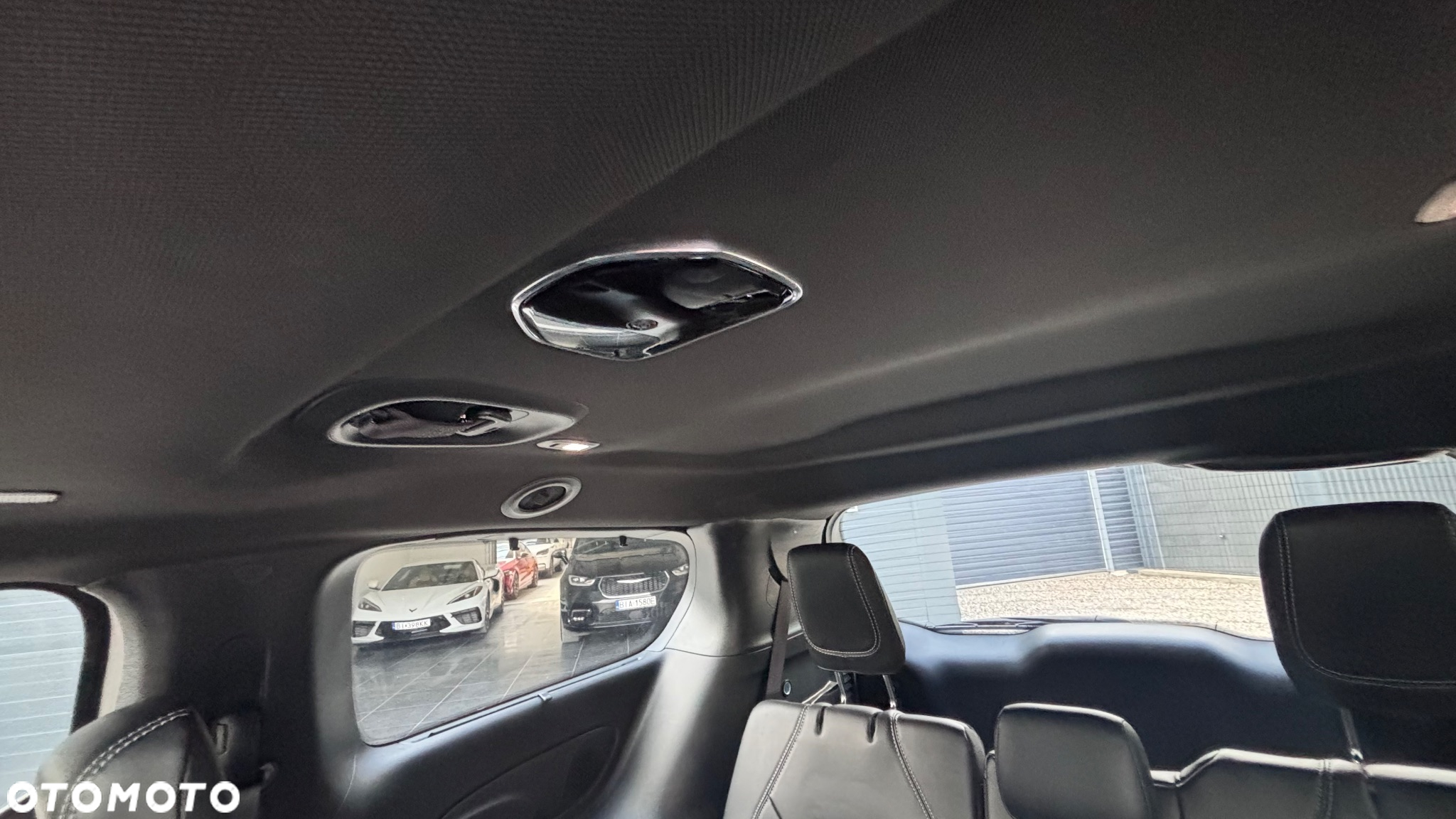 Chrysler Pacifica - 21