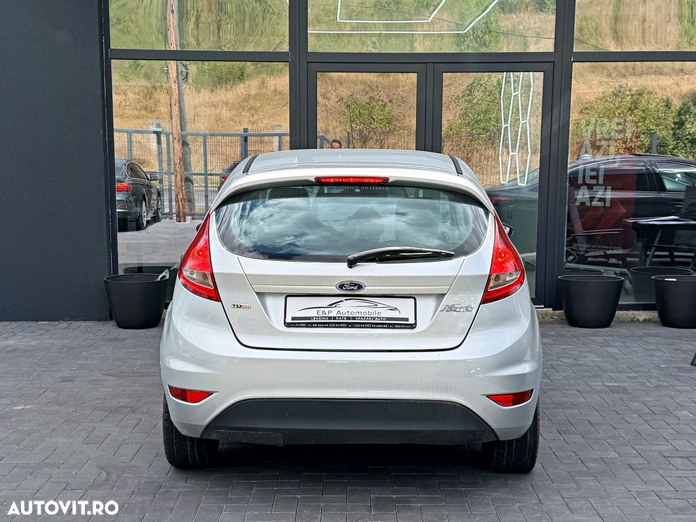 Ford Fiesta 1.4 TDCI - 12