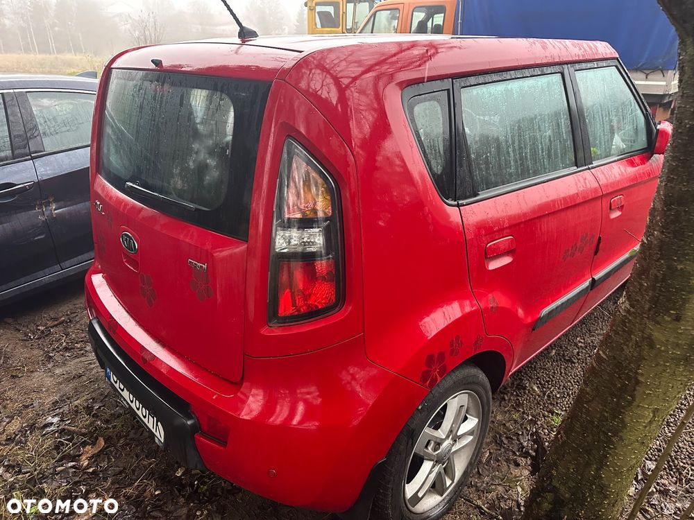 Kia Soul 1.6 CRDi L - 17