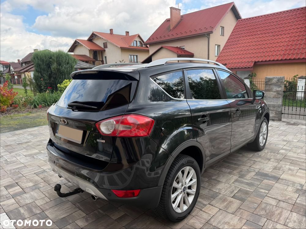 Ford Kuga 2.0 TDCi 2x4 Titanium - 38