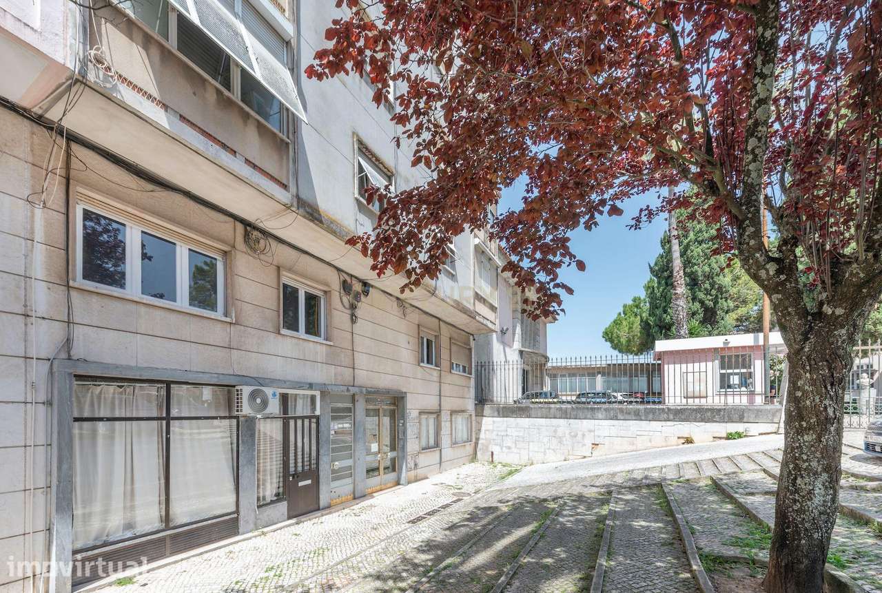 Apartamento T2 para Arrendamento - Campo de Ourique - Grande imagem: 2/26