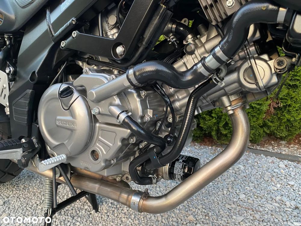 Suzuki V-STROM - 7