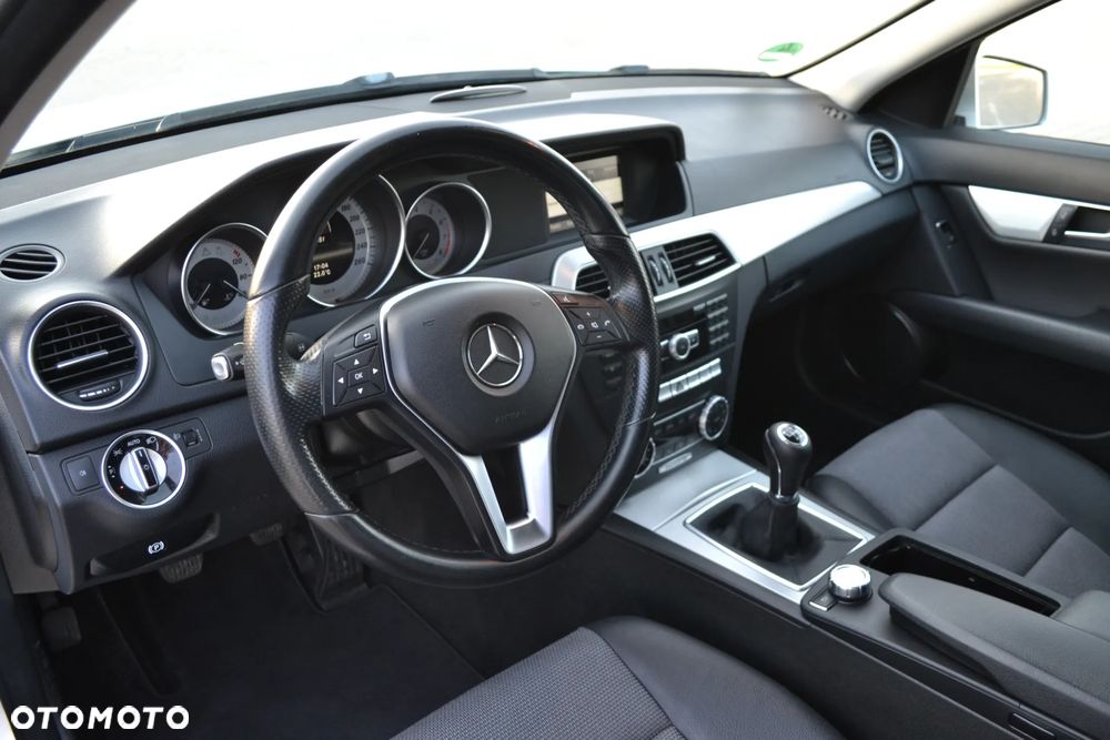Mercedes-Benz Klasa C - 37