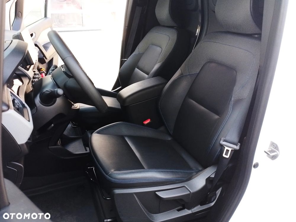 Nissan TOWNSTAR - 25