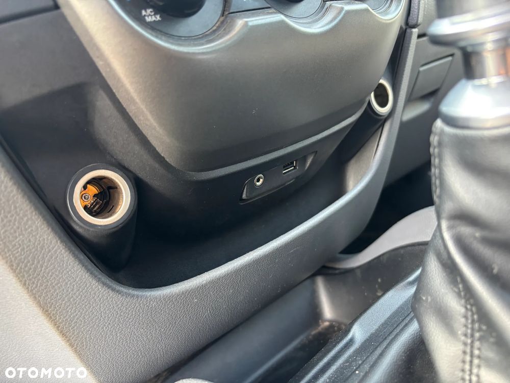 Ford Ranger 2.2 TDCi 4x4 DC XLT - 20