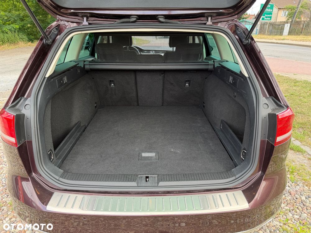 Volkswagen Passat - 10