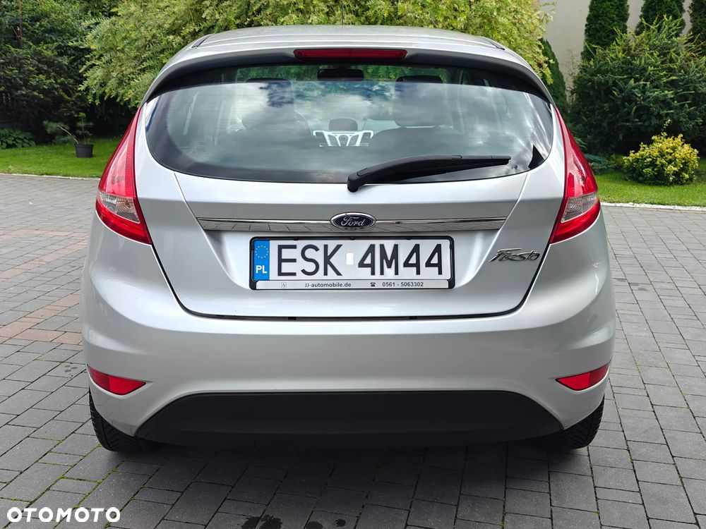 Ford Fiesta - 8