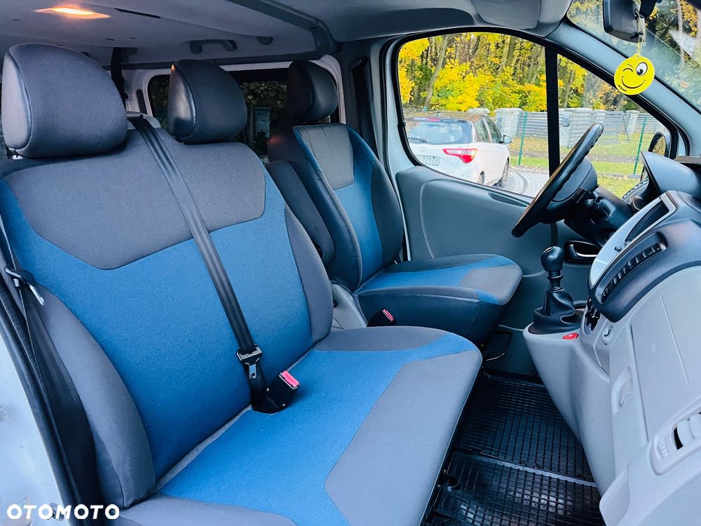 Renault Trafic Passenger FAP L2H1 Expression - 12