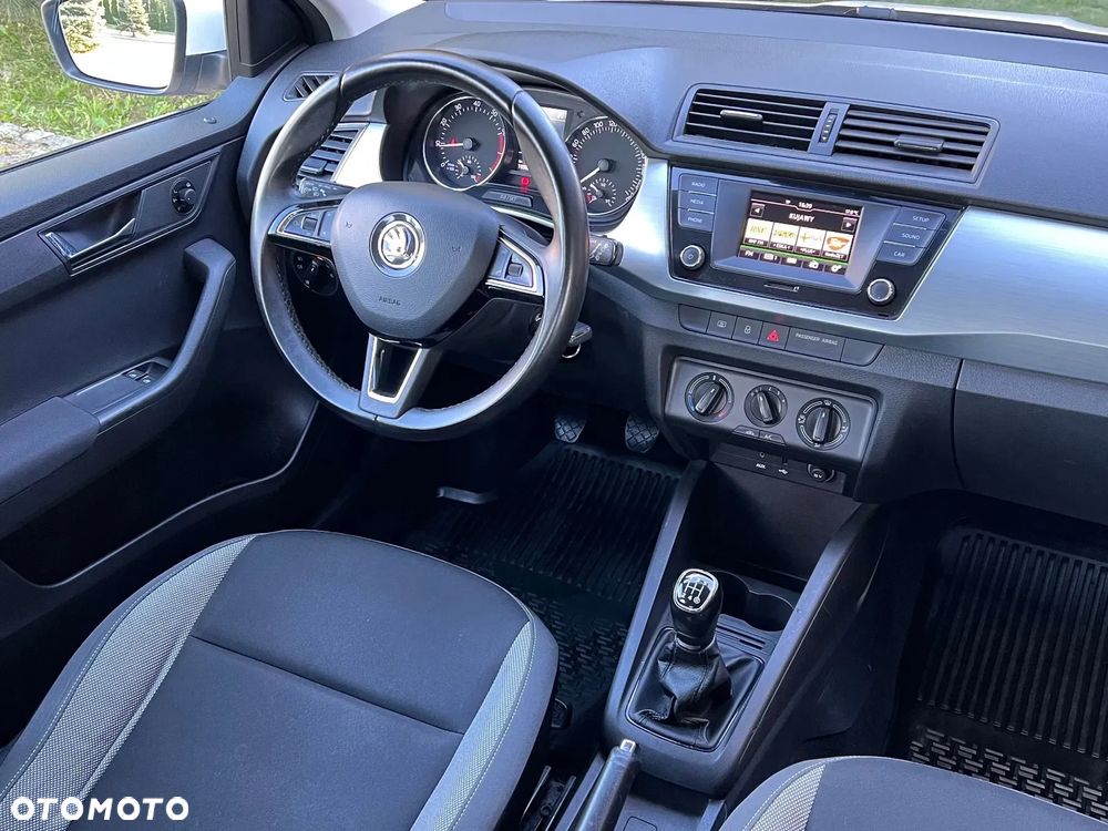 Skoda Fabia - 24