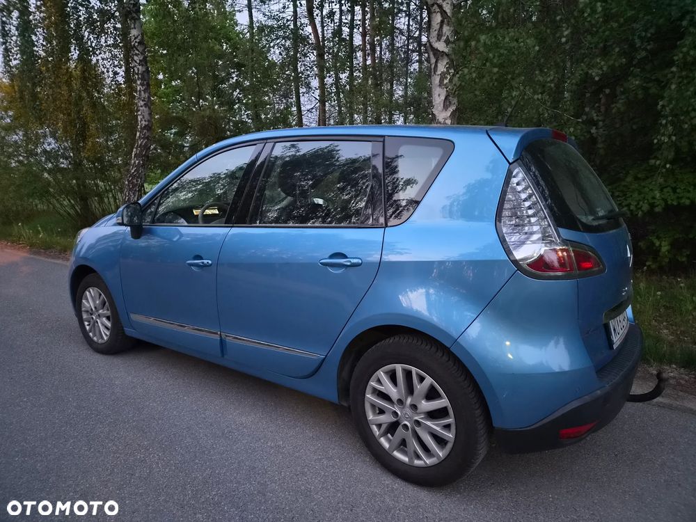 Renault Scenic 2.0 16V Privilege CVT Euro5 - 25