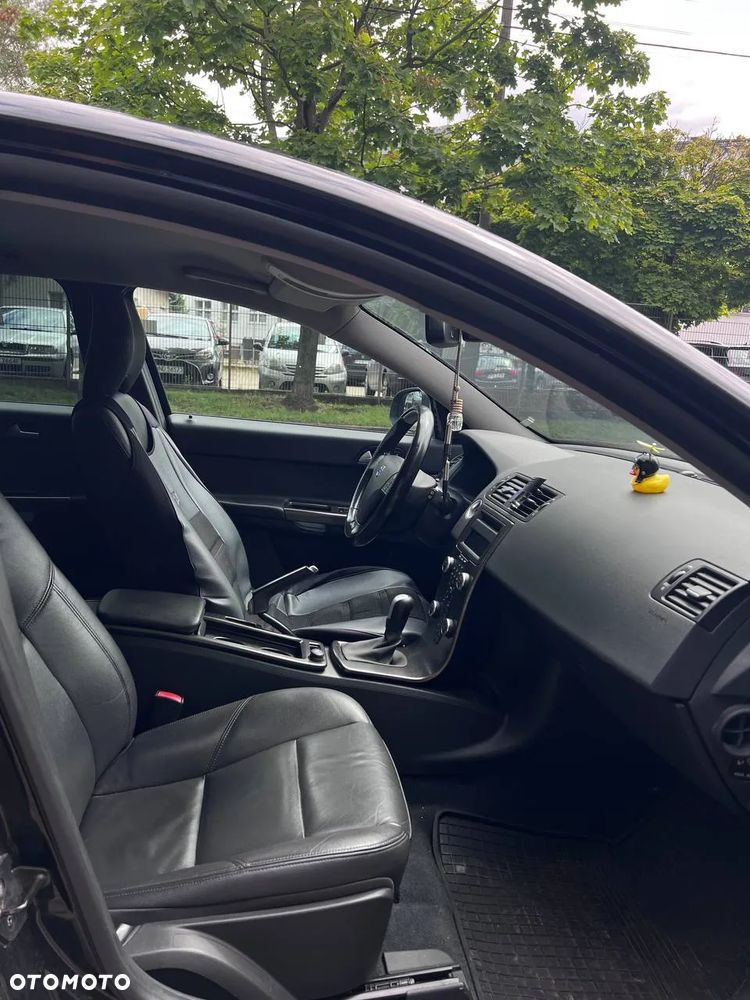 Volvo V50 D3 - 18