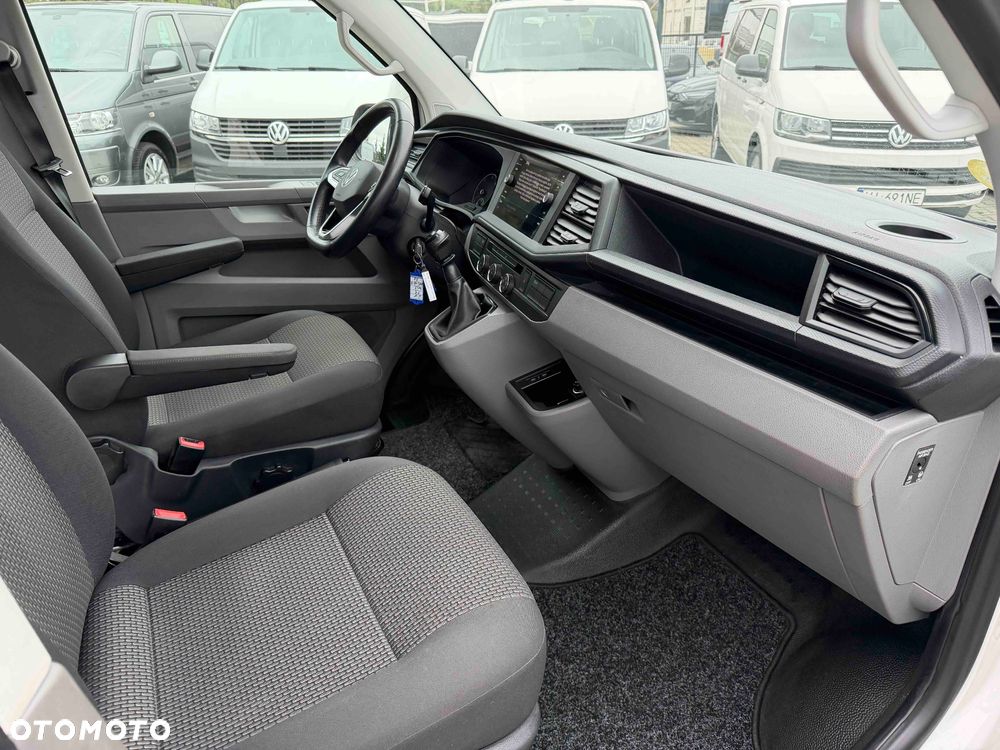 Volkswagen Transporter 6 osobowy - 11