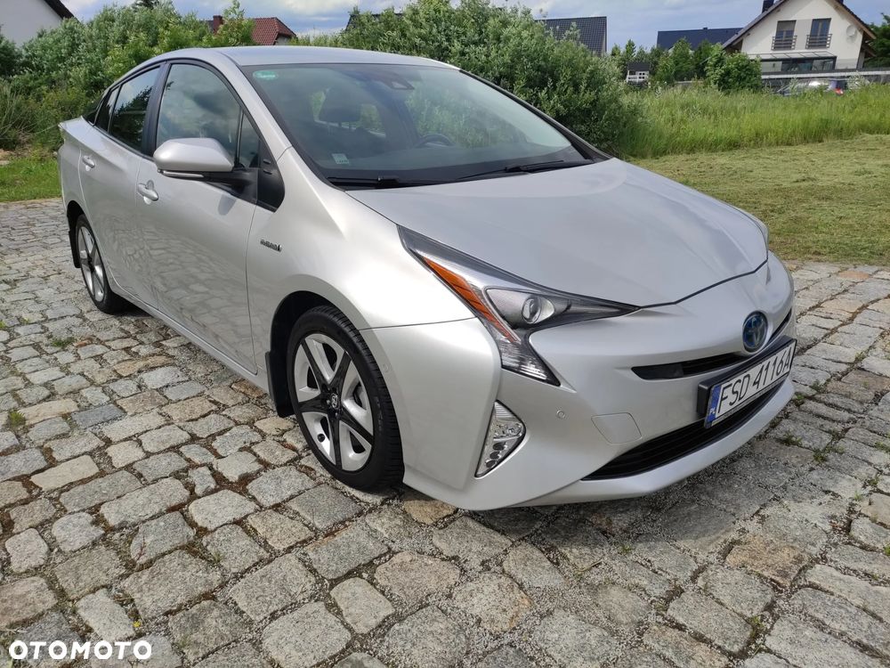 Toyota Prius Hybrid Executive - 1