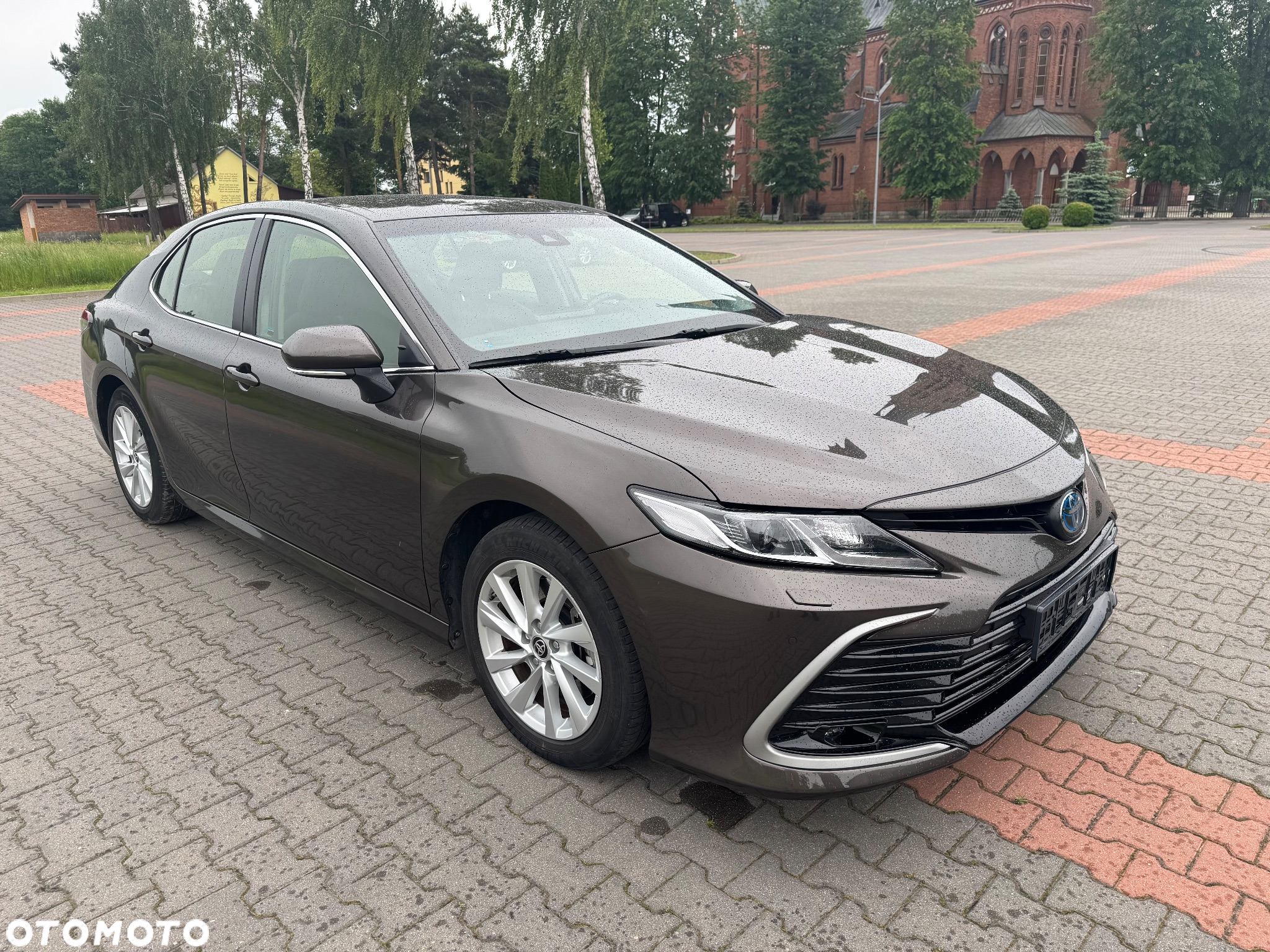 Toyota Camry 2.5 Hybrid Comfort CVT - 3