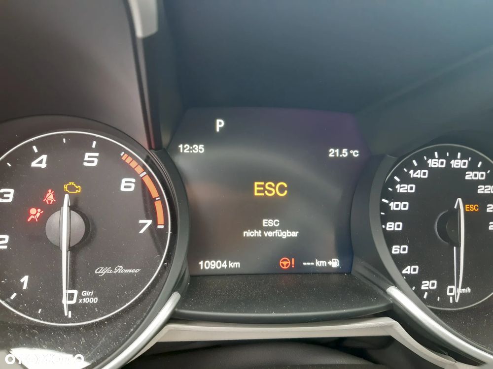 Alfa Romeo Giulia 2.0 Turbo 16V AT8 Sprint - 18