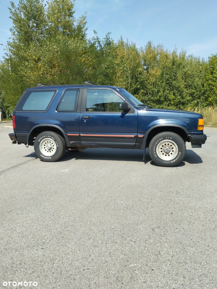 Ford Explorer - 8