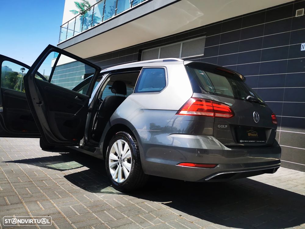VW Golf Variant 1.6 TDi Confortline - 17