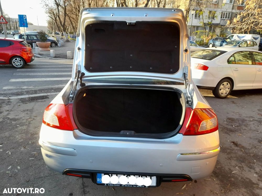 Peugeot 407 2.0HDi ST Confort - 14