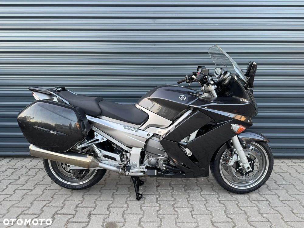 Yamaha FJR - 1