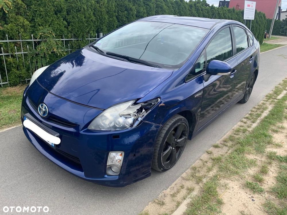 Toyota Prius - 3