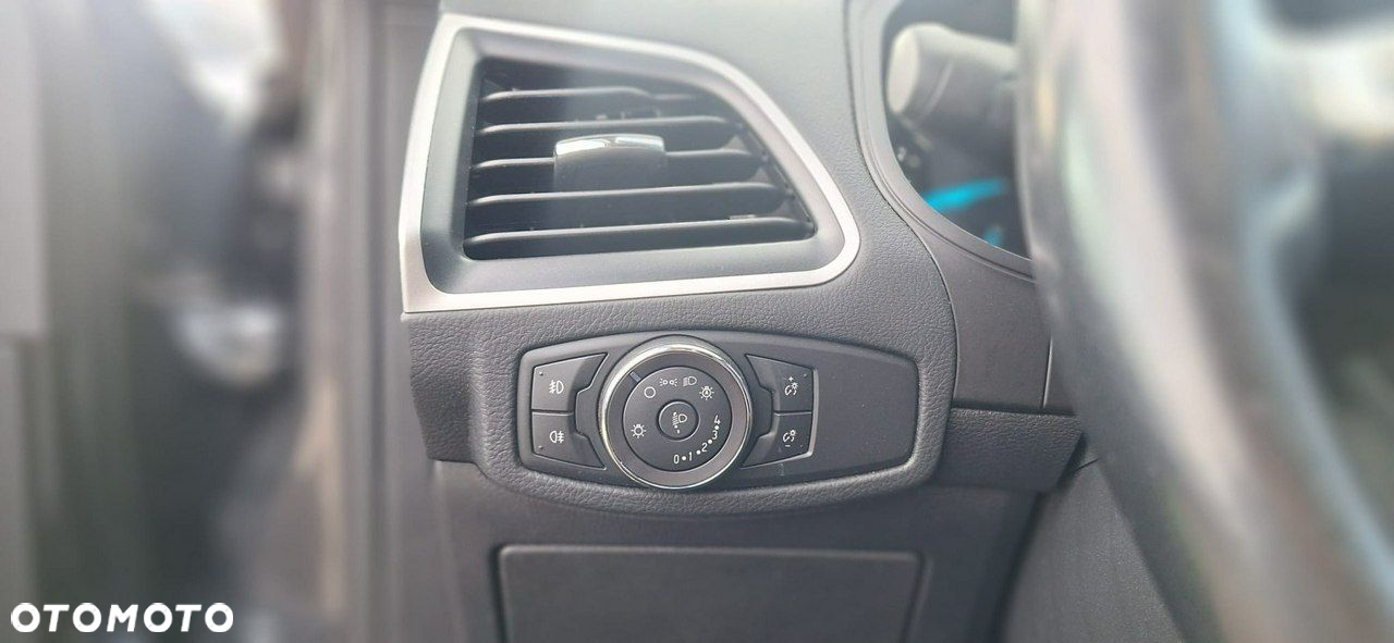 Ford Galaxy - 15