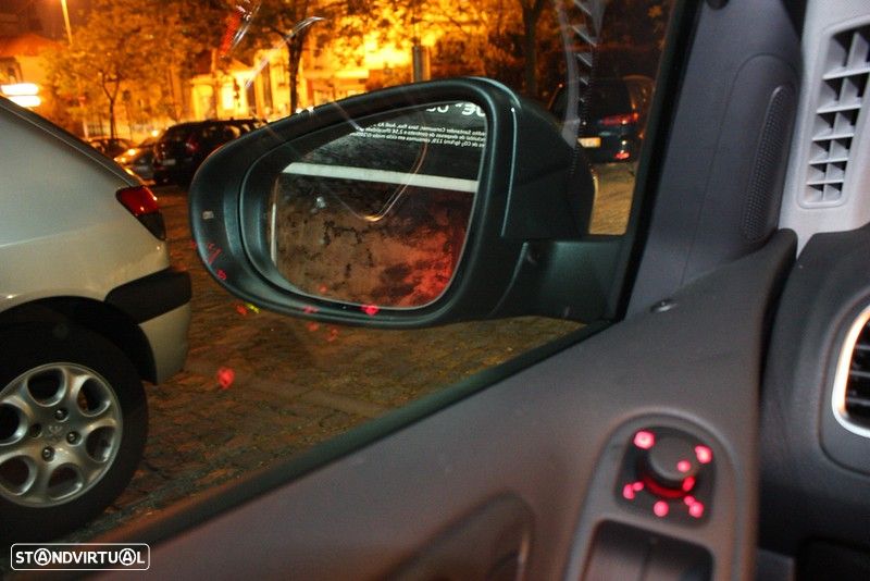 VW Golf 2.0 TDi Confortline - 37