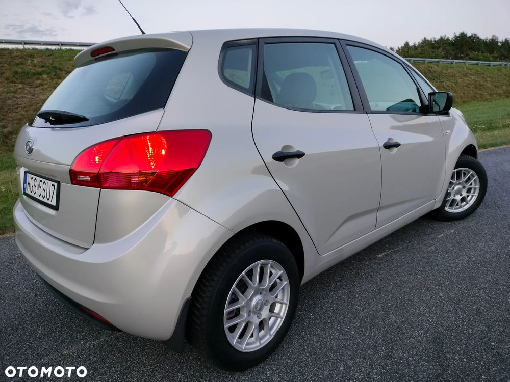 Kia Venga 1.4 CVVT Vision - 12