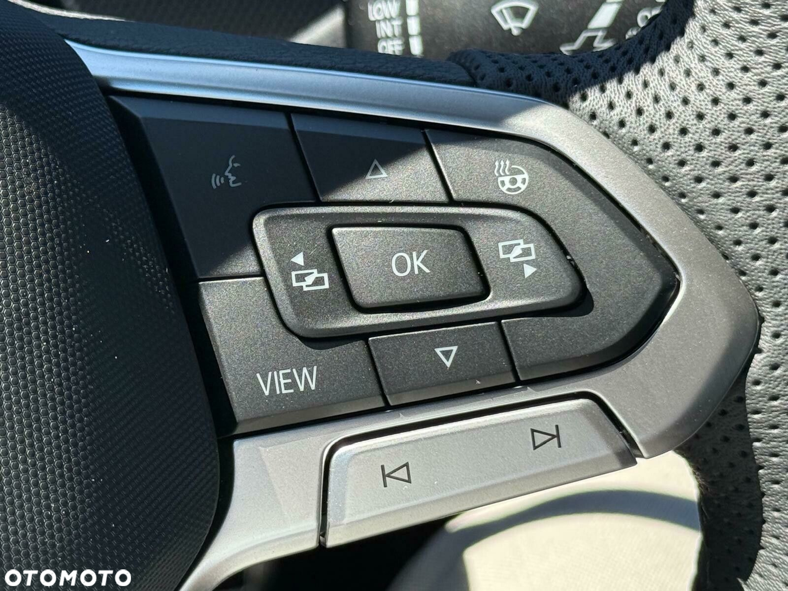 Volkswagen Golf - 29