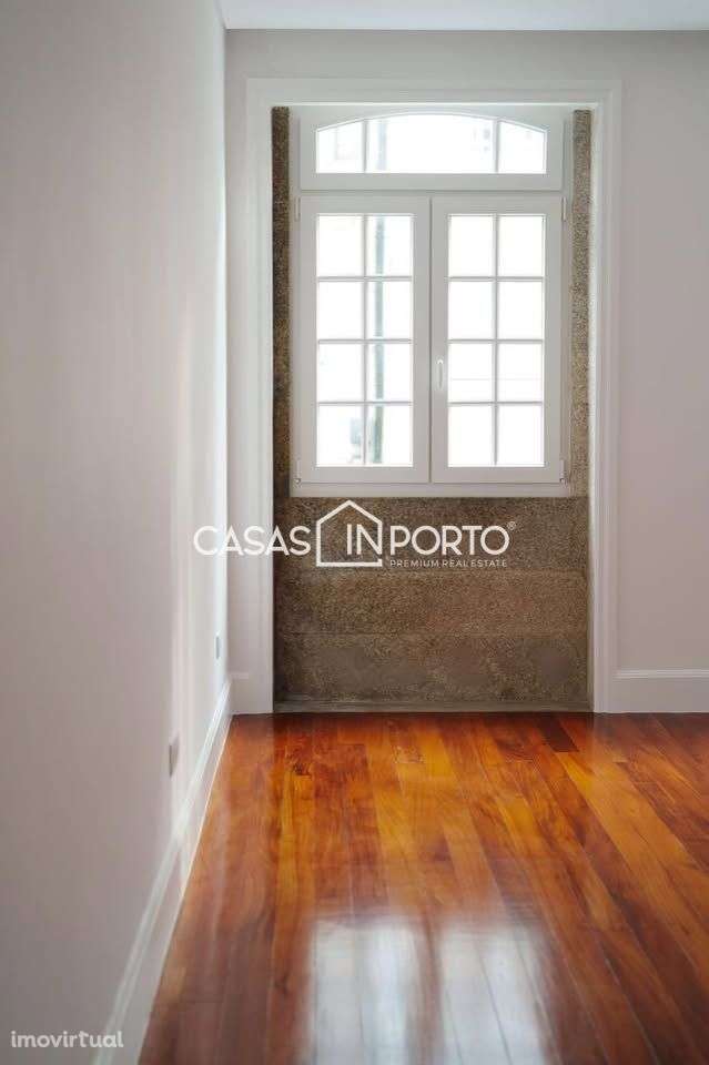 Excelente T2 - Próximo ao Metro - Aliados - Grande imagem: 2/28