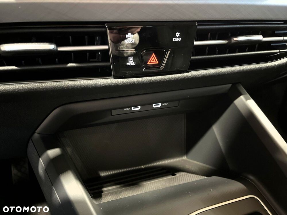 Volkswagen Golf Variant - 18