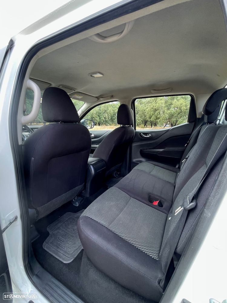 Nissan Navara 2.3 dCi CD 4WD N-Connecta - 22