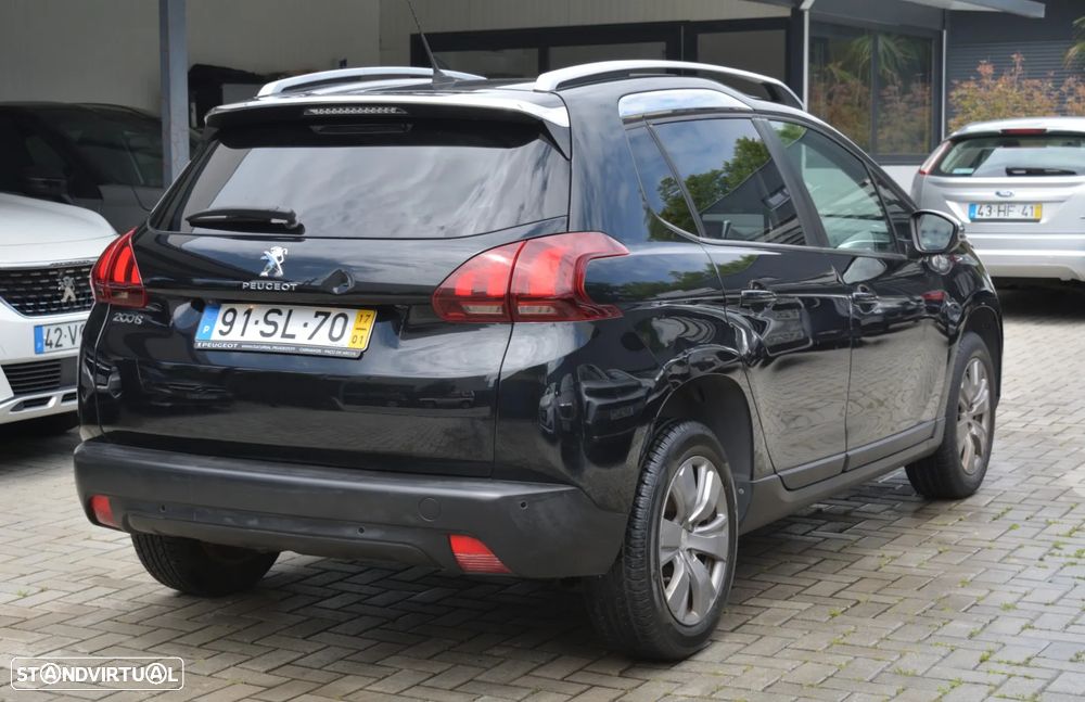 Peugeot 2008 1.2 PureTech Style - 11