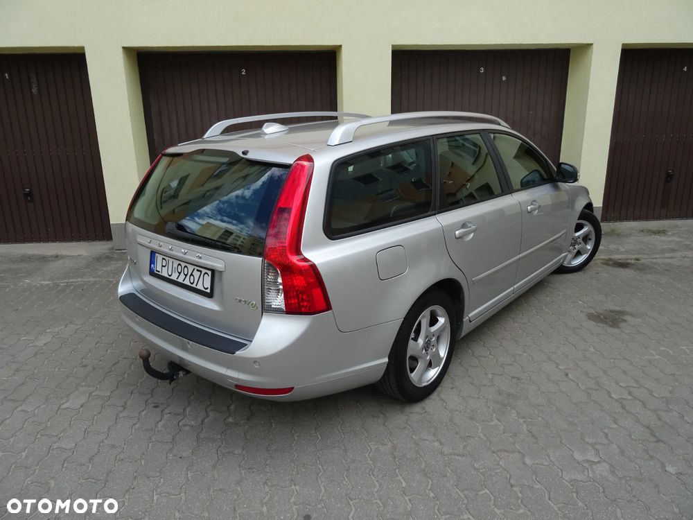 Volvo V50 DPF DRIVe Momentum - 3