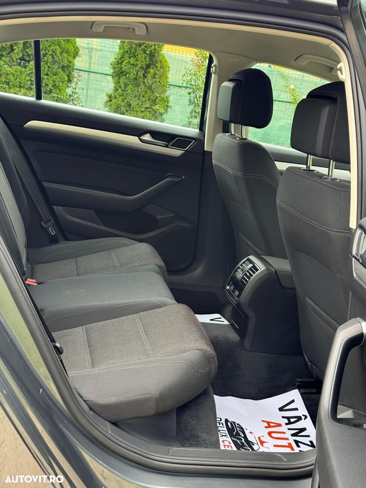 Volkswagen Passat 2.0 TDI SCR Business - 11